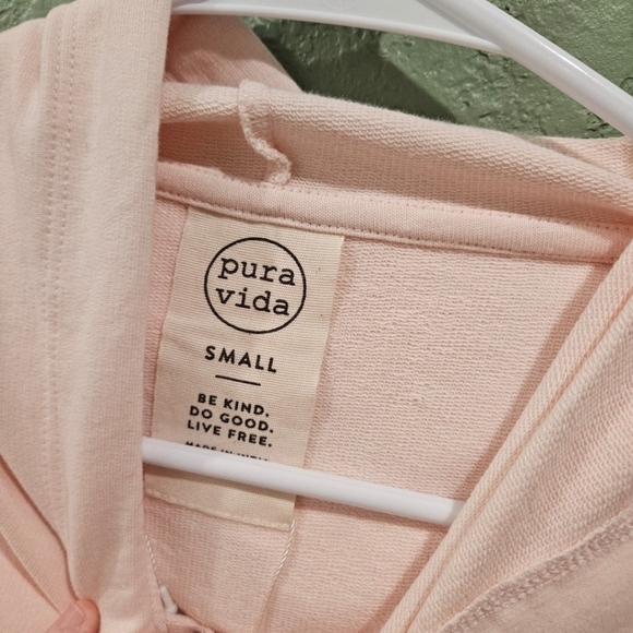 NEW Pura Vida "Feelings" Pink Cropped Hoodie Adult Size Small - Picture 6 of 6